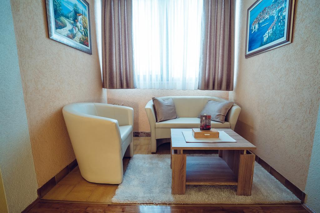 Ivica Apartments Imotski Bagian luar foto
