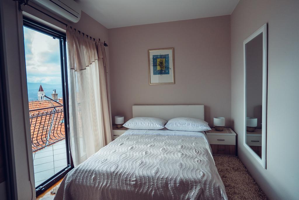 Ivica Apartments Imotski Bagian luar foto