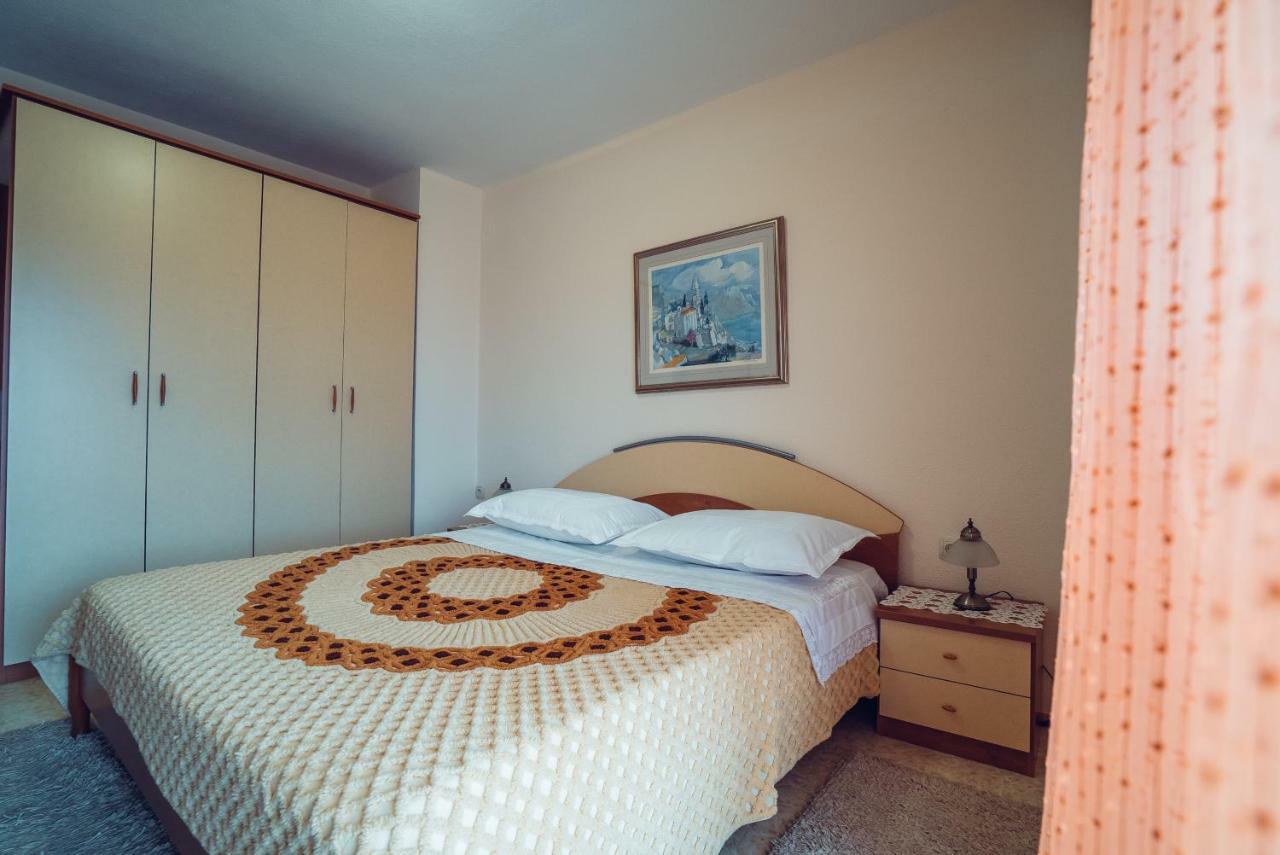 Ivica Apartments Imotski Bagian luar foto