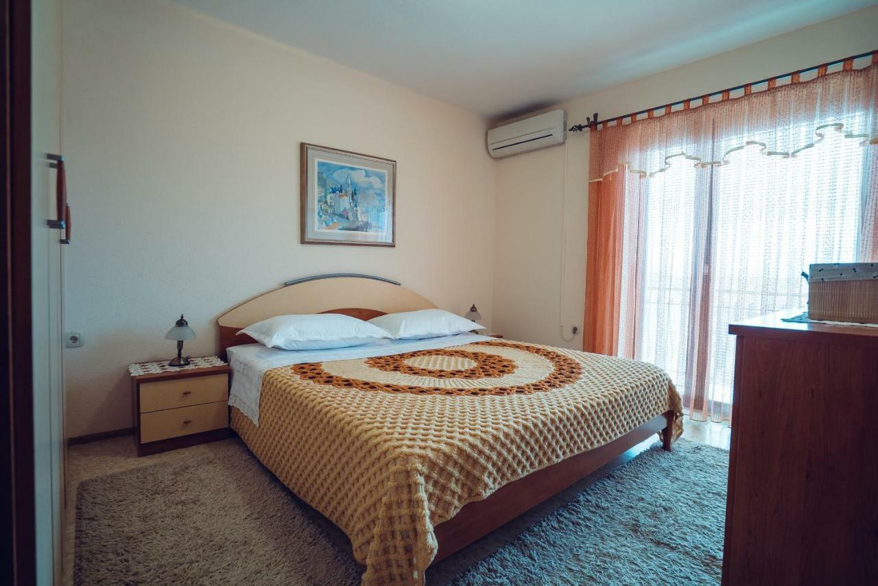 Ivica Apartments Imotski Bagian luar foto